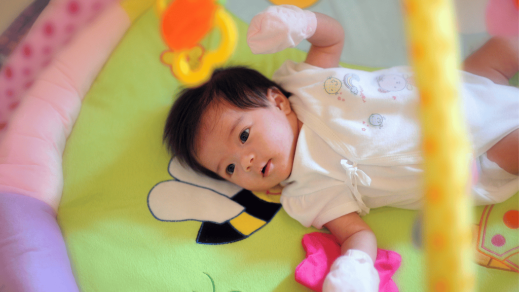 赤ちゃんの目の病気：弱視 - 原因と対処法