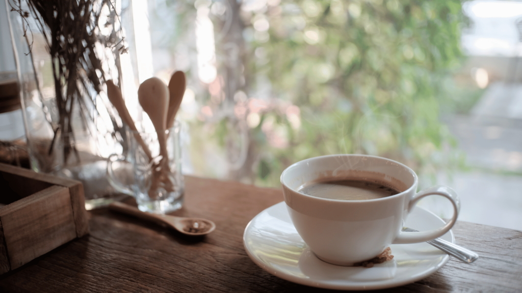 妊娠とカフェインの関係: 安全な摂取量とリスクを理解しよう